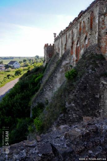 s-team фото 17.07.10 Меджибож Высота стен